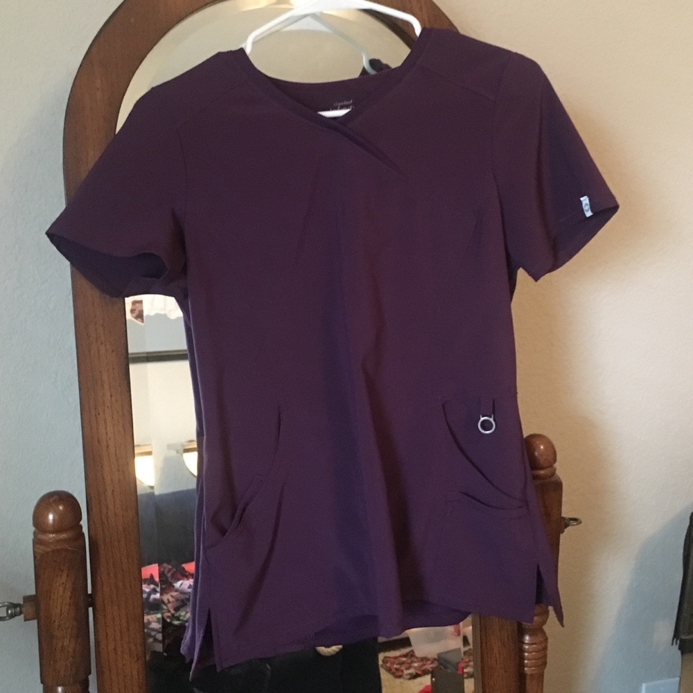 Small purple infinity scrub set